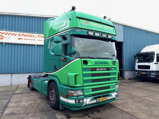 Scania R114-380 L TOPLINE ORIGINAL DUTCH SHOW TRUCK (EURO 3 / 12 GEARS MANUAL GEARBOX / RETARDER / AIRCONDITIONING / SPECIAL INTERIOR) - Trekkvogn: bilde 2 Scania R114-380 L TOPLINE ORIGINAL DUTCH SHOW TRUCK (EURO 3 / 12 GEARS MANUAL GEARBOX / RETARDER / AIRCONDITIONING / SPECIAL INTERIOR) - Trekkvogn: bilde 2