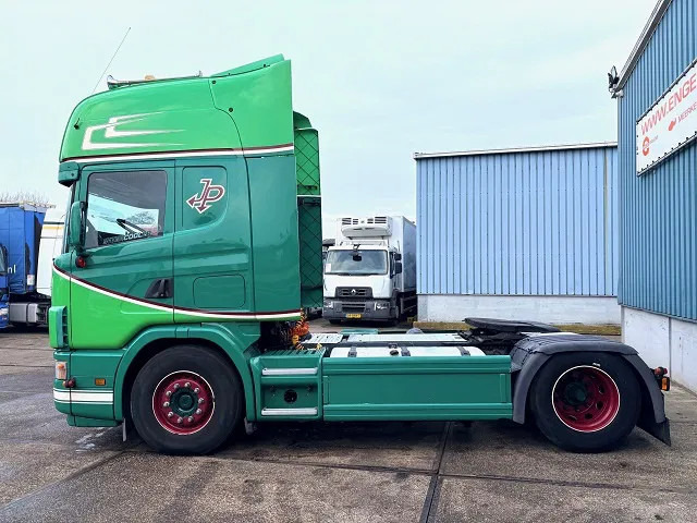 Scania R114-380 L TOPLINE ORIGINAL DUTCH SHOW TRUCK (EURO 3 / 12 GEARS MANUAL GEARBOX / RETARDER / AIRCONDITIONING / SPECIAL INTERIOR) - Trekkvogn: bilde 5 Scania R114-380 L TOPLINE ORIGINAL DUTCH SHOW TRUCK (EURO 3 / 12 GEARS MANUAL GEARBOX / RETARDER / AIRCONDITIONING / SPECIAL INTERIOR) - Trekkvogn: bilde 5