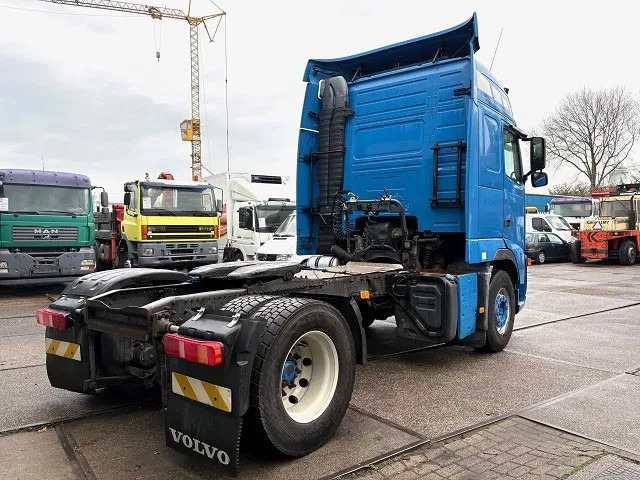 Volvo FH 400 GLOBETROTTER (VIN: 7B446149 / I-SHIFT / ADR-VLG / AIRCONDITIONING / COMPLETE SPOILERSET ON CABIN) - Trekkvogn: bilde 3 Volvo FH 400 GLOBETROTTER (VIN: 7B446149 / I-SHIFT / ADR-VLG / AIRCONDITIONING / COMPLETE SPOILERSET ON CABIN) - Trekkvogn: bilde 3