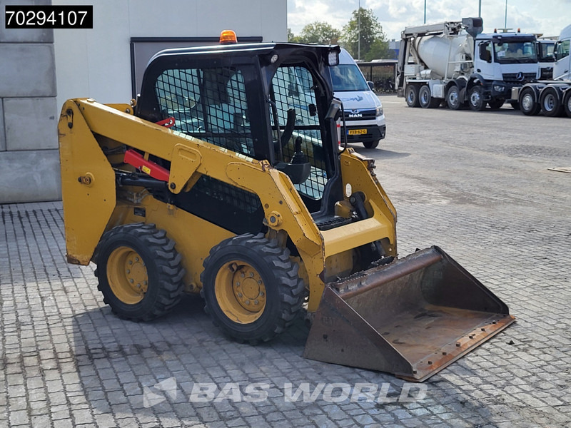 Leie Caterpillar 226 D3 BUCKET + FORKS Caterpillar 226 D3 BUCKET + FORKS: bilde 10