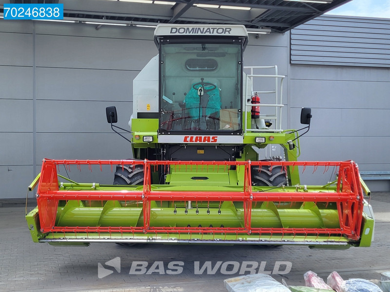 Claas Dominator 130 Dominator 130 4X2 4Mtr HEADER - PERKINS TIER 3 - Skurtresker: bilde 3 Claas Dominator 130 Dominator 130 4X2 4Mtr HEADER - PERKINS TIER 3 - Skurtresker: bilde 3