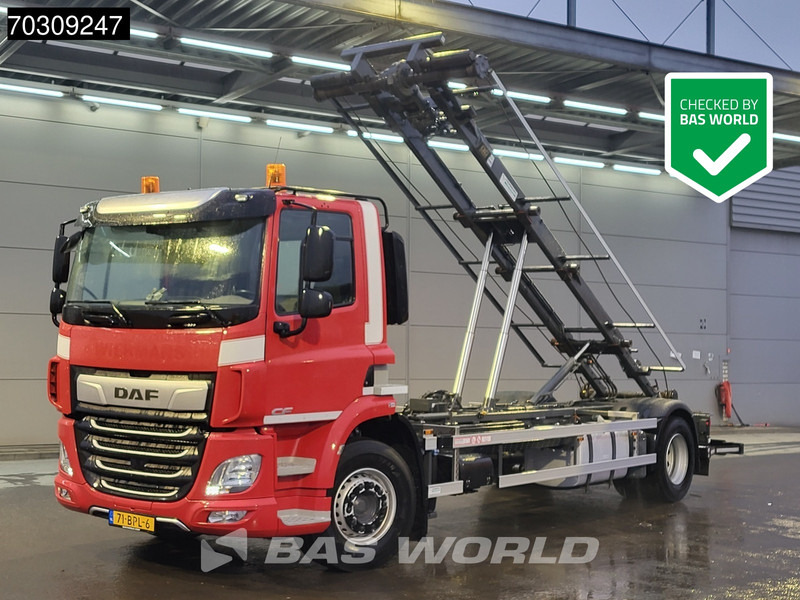 DAF CF 340 4X2 NL-Truck APK 15t VDL CI 15-6 cable lift Automatic ACC Euro 6 - Lastebil med kabelsystem: bilde 1 DAF CF 340 4X2 NL-Truck APK 15t VDL CI 15-6 cable lift Automatic ACC Euro 6 - Lastebil med kabelsystem: bilde 1