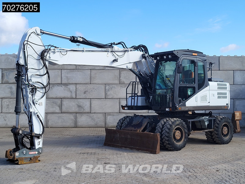 Doosan DX170 W-5 BLADE + OUTRIGGERS - Hjulgraver: bilde 2 Doosan DX170 W-5 BLADE + OUTRIGGERS - Hjulgraver: bilde 2