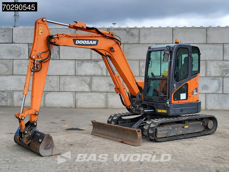 Doosan DX62R-3 3 BUCKETS - A/C - Minigraver: bilde 3 Doosan DX62R-3 3 BUCKETS - A/C - Minigraver: bilde 3