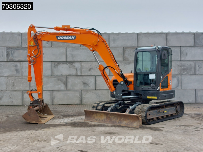 Doosan DX85 R-3 A/C - 3 Buckets - Minigraver: bilde 3 Doosan DX85 R-3 A/C - 3 Buckets - Minigraver: bilde 3