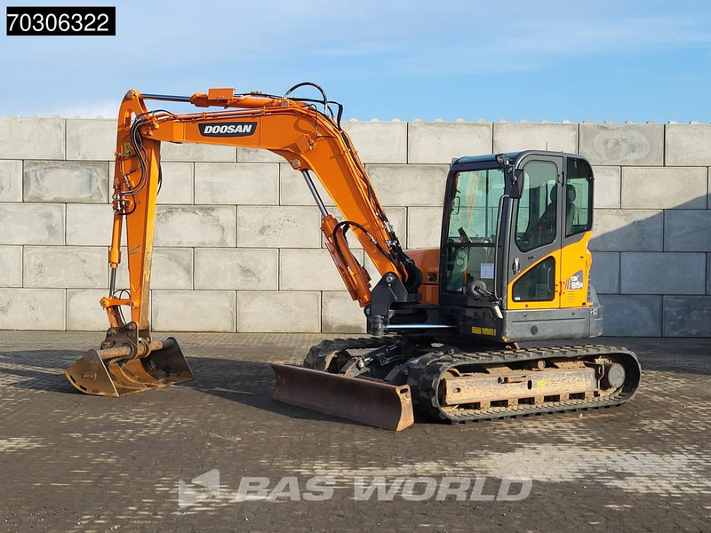 Doosan DX85 R-3 A/C - 3 Buckets - Minigraver: bilde 3 Doosan DX85 R-3 A/C - 3 Buckets - Minigraver: bilde 3