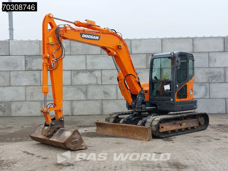 Doosan DX85 R-3 A/C - 3 Buckets - Minigraver: bilde 3 Doosan DX85 R-3 A/C - 3 Buckets - Minigraver: bilde 3
