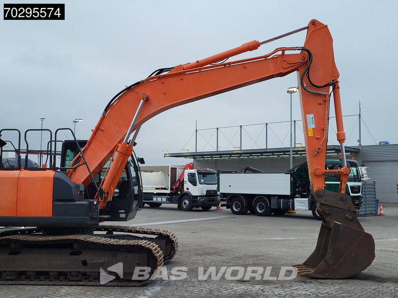 Beltegraver Hitachi ZX210 LC -6: bilde 9