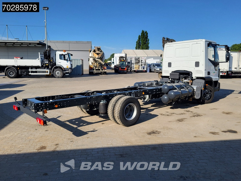 Iveco 120-210L 4X2 NEW 12tons chassis! CNG Engine TELMA Retarder Manual Euro 6 - Chassis lastebil: bilde 5 Iveco 120-210L 4X2 NEW 12tons chassis! CNG Engine TELMA Retarder Manual Euro 6 - Chassis lastebil: bilde 5