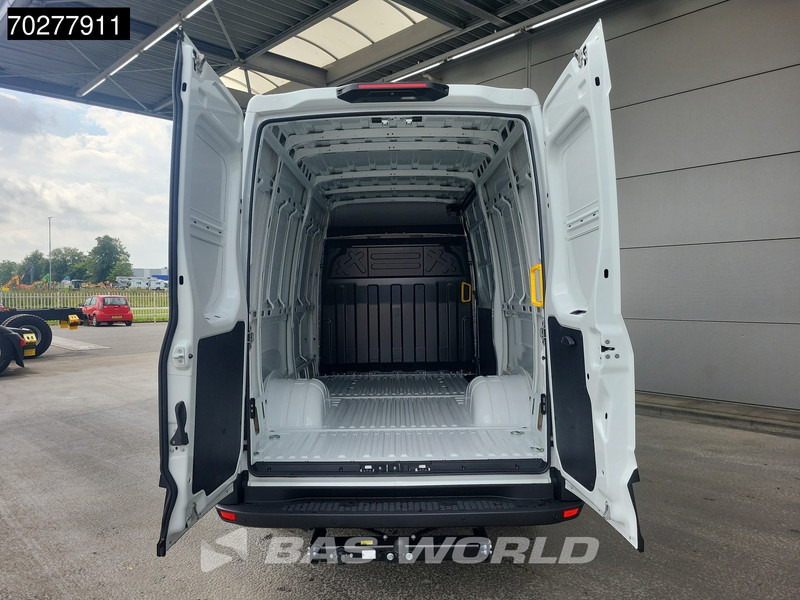 Iveco Daily 35C21 3.0L 210PK Automaat L2H2 Dubbellucht 3.5t Trekhaak LED ACC Navi Airco Camera Parkeersensoren Euro6 L2H2 12m3 A/C Towbar - Kassebil: bilde 3 Iveco Daily 35C21 3.0L 210PK Automaat L2H2 Dubbellucht 3.5t Trekhaak LED ACC Navi Airco Camera Parkeersensoren Euro6 L2H2 12m3 A/C Towbar - Kassebil: bilde 3