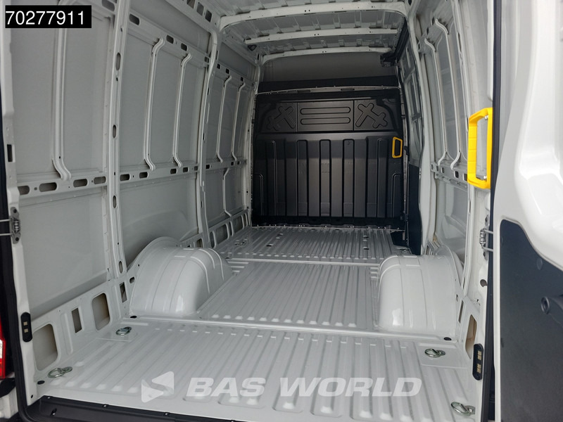 Iveco Daily 35C21 3.0L 210PK Automaat L2H2 Dubbellucht 3.5t Trekhaak LED ACC Navi Airco Camera Parkeersensoren Euro6 L2H2 12m3 A/C Towbar - Kassebil: bilde 5 Iveco Daily 35C21 3.0L 210PK Automaat L2H2 Dubbellucht 3.5t Trekhaak LED ACC Navi Airco Camera Parkeersensoren Euro6 L2H2 12m3 A/C Towbar - Kassebil: bilde 5