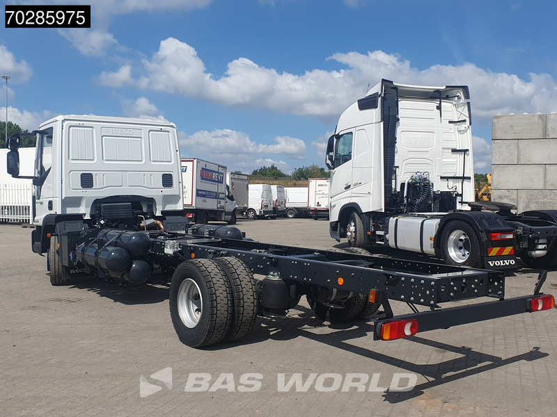 Iveco Eurocargo 120LE210 4X2 NEW 12tons chassis! CNG Engine TELMA Retarder Manual Euro 6 - Chassis lastebil: bilde 2 Iveco Eurocargo 120LE210 4X2 NEW 12tons chassis! CNG Engine TELMA Retarder Manual Euro 6 - Chassis lastebil: bilde 2