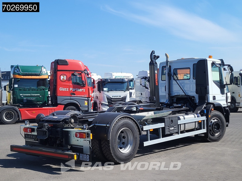 Iveco Eurocargo 180E320 4X2 NEW! 14tons Hiab Multilift ULT14S51 ACC Euro 6 - Krokbil: bilde 5 Iveco Eurocargo 180E320 4X2 NEW! 14tons Hiab Multilift ULT14S51 ACC Euro 6 - Krokbil: bilde 5