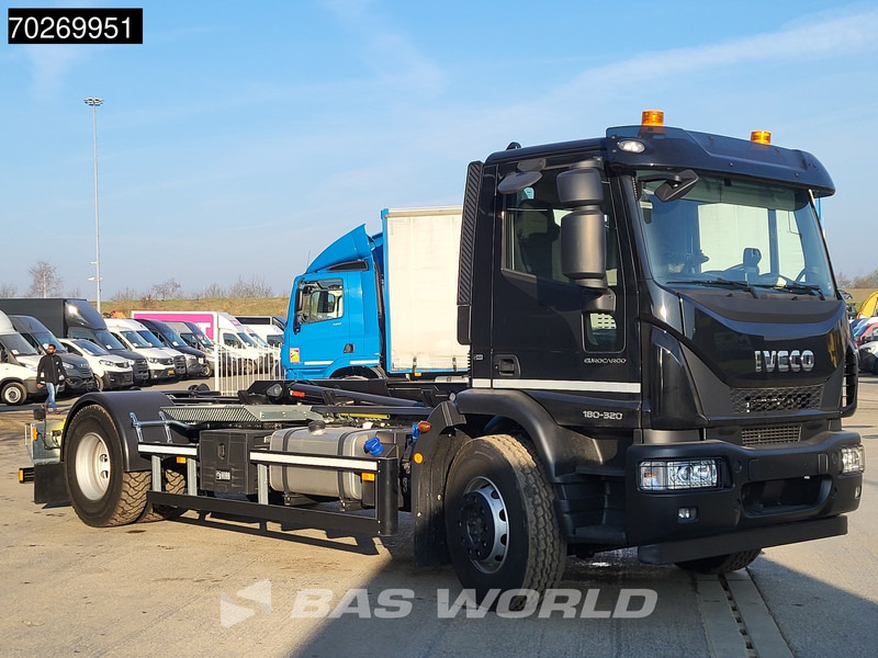 Iveco Eurocargo 180E320 4X2 NEW! 14tons Hiab Multilift ULT14S51 ACC Euro 6 - Krokbil: bilde 5 Iveco Eurocargo 180E320 4X2 NEW! 14tons Hiab Multilift ULT14S51 ACC Euro 6 - Krokbil: bilde 5