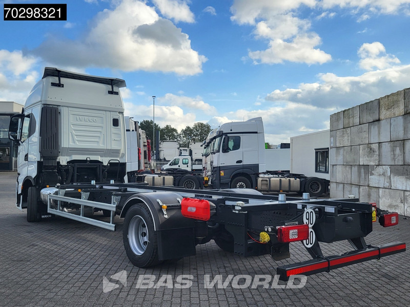 Iveco S-Way 460 4X2 NEW! BDF Navi ACC LED Automatic Euro 6 - Container-transport/ Vekselflak lastebil: bilde 2 Iveco S-Way 460 4X2 NEW! BDF Navi ACC LED Automatic Euro 6 - Container-transport/ Vekselflak lastebil: bilde 2