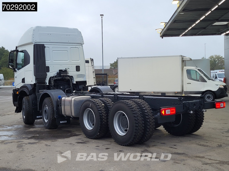 Iveco T-Way 510 8X4 NEW chassis! Retarder Big-Axle Steelsuspension LED Automatic Euro 6 - Chassis lastebil: bilde 2 Iveco T-Way 510 8X4 NEW chassis! Retarder Big-Axle Steelsuspension LED Automatic Euro 6 - Chassis lastebil: bilde 2