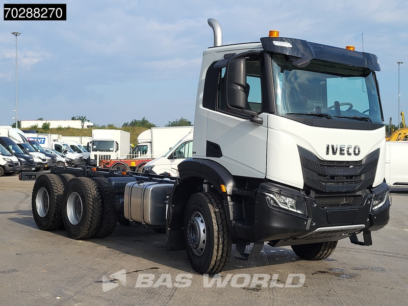 Iveco X-Way 460 6X4 NEW chassis Retarder Big-Axle Full Steel Navi Euro 6 - Chassis lastebil: bilde 3 Iveco X-Way 460 6X4 NEW chassis Retarder Big-Axle Full Steel Navi Euro 6 - Chassis lastebil: bilde 3