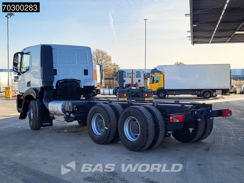 Iveco X-Way 500 X-Way 6X4 NEW 6x4 chassis Sleepercab Rear Air suspension Automatic Euro 6 - Chassis lastebil: bilde 2 Iveco X-Way 500 X-Way 6X4 NEW 6x4 chassis Sleepercab Rear Air suspension Automatic Euro 6 - Chassis lastebil: bilde 2