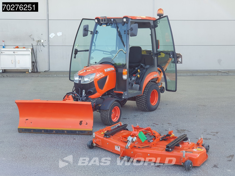 Kubota BX231 D-C C10 4X4 4x4 - INCL ATTACHMENTS - Traktor: bilde 5 Kubota BX231 D-C C10 4X4 4x4 - INCL ATTACHMENTS - Traktor: bilde 5
