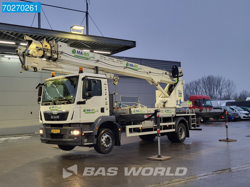 MAN TGM 18.250 4X2 44mtrs Böcker AK44/4000 Hubarbeitsbühne Manual Euro 6 - Kranbil: bilde 2 MAN TGM 18.250 4X2 44mtrs Böcker AK44/4000 Hubarbeitsbühne Manual Euro 6 - Kranbil: bilde 2