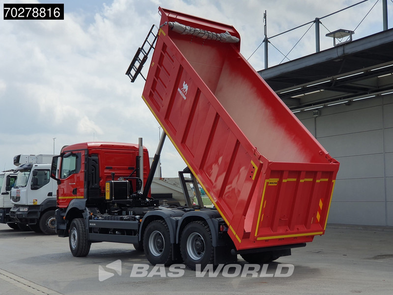 MAN TGS 33.400 6X4 NEW! 16m3 Wielton tipper Manual Body heating Big-Axle Euro 5 - Tippbil: bilde 2 MAN TGS 33.400 6X4 NEW! 16m3 Wielton tipper Manual Body heating Big-Axle Euro 5 - Tippbil: bilde 2
