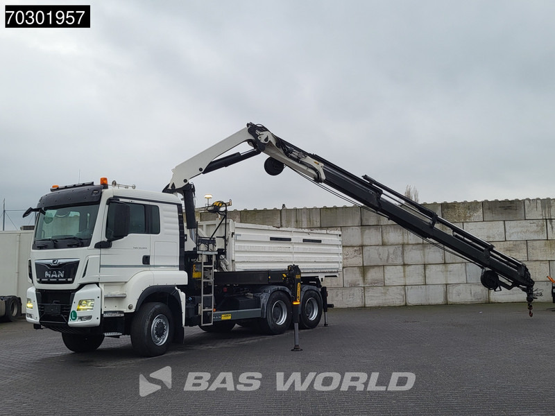 MAN TGS 33.420 6X6 Palfinger PK33002 EH Crane 12m3 tipper Manual Retarder Big-Axle Euro 6 - Tippbil, Kranbil: bilde 2 MAN TGS 33.420 6X6 Palfinger PK33002 EH Crane 12m3 tipper Manual Retarder Big-Axle Euro 6 - Tippbil, Kranbil: bilde 2