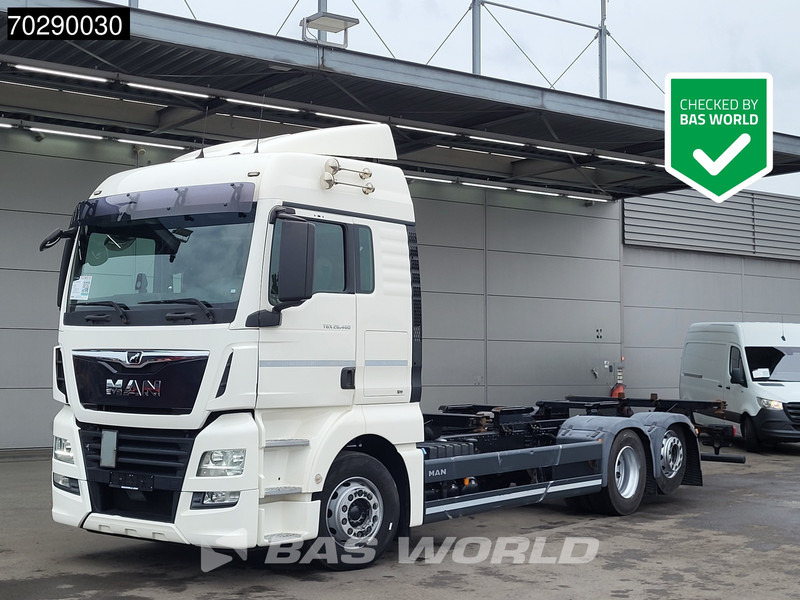 MAN TGX 26.460 6X2 BDF Liftaxle Automatic Retarder ACC Euro 6 - Container-transport/ Vekselflak lastebil: bilde 1 MAN TGX 26.460 6X2 BDF Liftaxle Automatic Retarder ACC Euro 6 - Container-transport/ Vekselflak lastebil: bilde 1