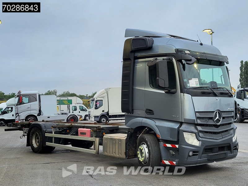 Mercedes-Benz Actros 1843 4X2 BDF 2xTanks Automatic Euro 6 - Container-transport/ Vekselflak lastebil: bilde 3 Mercedes-Benz Actros 1843 4X2 BDF 2xTanks Automatic Euro 6 - Container-transport/ Vekselflak lastebil: bilde 3