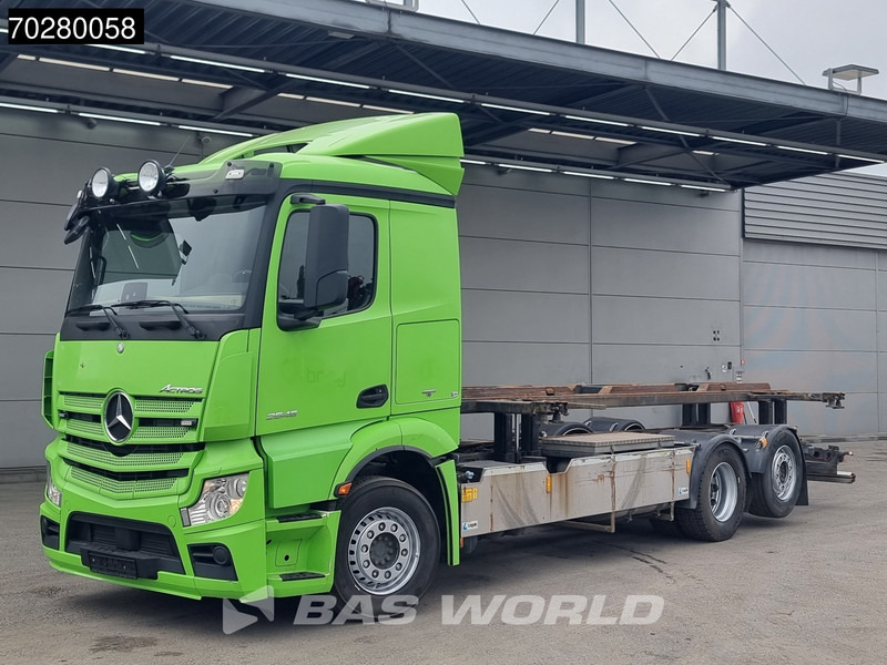 Mercedes-Benz Actros 2545 6X2 Hydraulic Liftable BDF system Lift+steering axle ADR Euro 6 - Container-transport/ Vekselflak lastebil: bilde 5 Mercedes-Benz Actros 2545 6X2 Hydraulic Liftable BDF system Lift+steering axle ADR Euro 6 - Container-transport/ Vekselflak lastebil: bilde 5