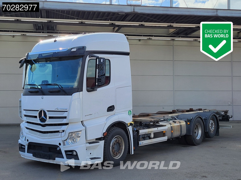 Mercedes-Benz Actros 2548 Actros 6X2 BROKEN ENGINE Lift-Axle Xenon Automatic Euro 6 - Container-transport/ Vekselflak lastebil: bilde 1 Mercedes-Benz Actros 2548 Actros 6X2 BROKEN ENGINE Lift-Axle Xenon Automatic Euro 6 - Container-transport/ Vekselflak lastebil: bilde 1