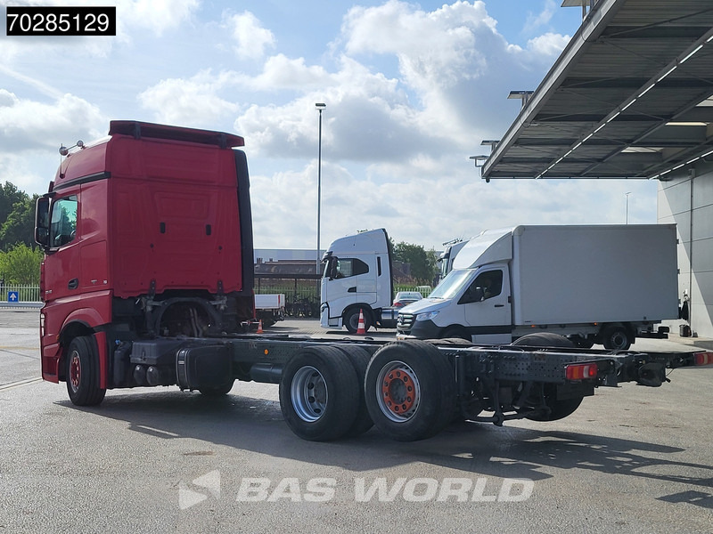 Mercedes-Benz Actros 2548 Actros 6X2 BigSpace Retarder PTO Liftachse Xenon ACC Navi Euro 6 - Chassis lastebil: bilde 2 Mercedes-Benz Actros 2548 Actros 6X2 BigSpace Retarder PTO Liftachse Xenon ACC Navi Euro 6 - Chassis lastebil: bilde 2