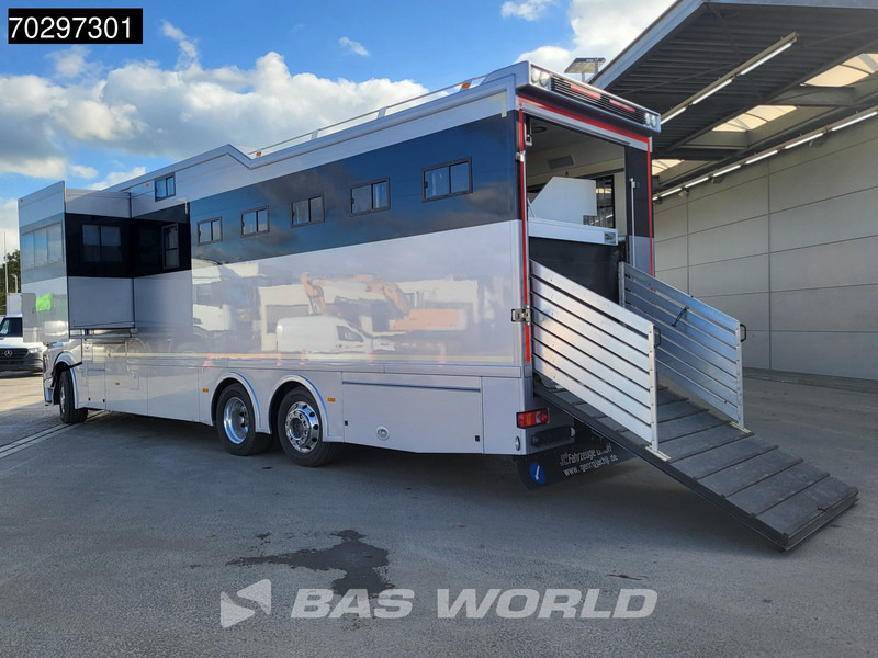 Mercedes-Benz Actros 2551 6X2 Pferdetransport Horse truck + Living Standairco Navi ACC Automatic Euro 6 - Hestebil: bilde 2 Mercedes-Benz Actros 2551 6X2 Pferdetransport Horse truck + Living Standairco Navi ACC Automatic Euro 6 - Hestebil: bilde 2
