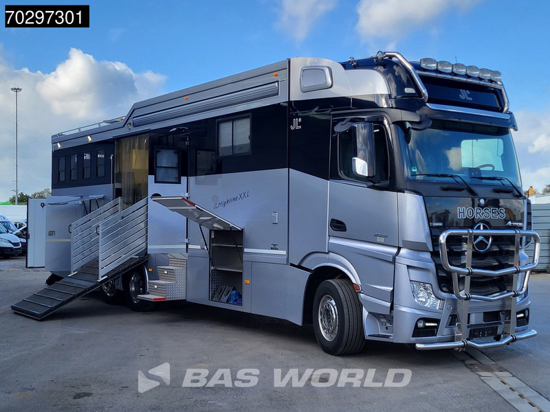 Mercedes-Benz Actros 2551 6X2 Pferdetransport Horse truck + Living Standairco Navi ACC Automatic Euro 6 - Hestebil: bilde 3 Mercedes-Benz Actros 2551 6X2 Pferdetransport Horse truck + Living Standairco Navi ACC Automatic Euro 6 - Hestebil: bilde 3