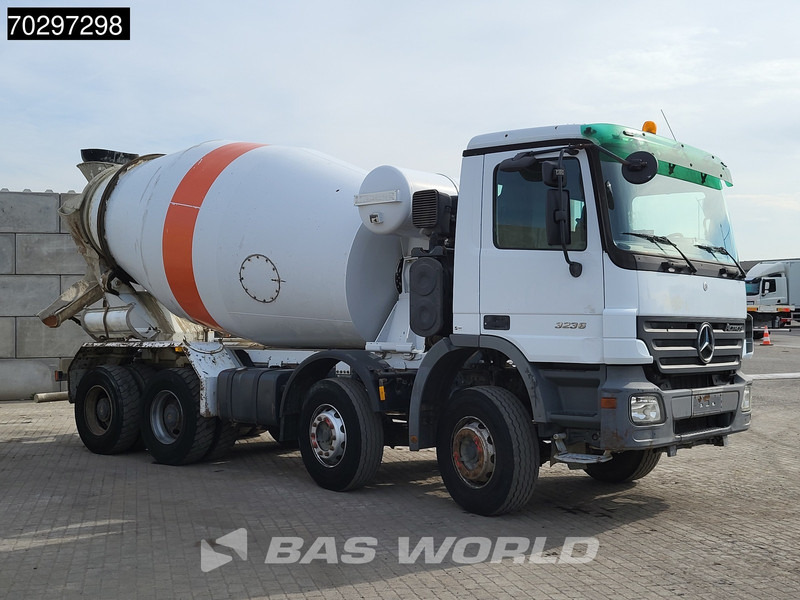 Mercedes-Benz Actros 3236 8X4 9m3 Liebherr 3-Pedals Steelsuspension Big-Axle Euro 3 - Betongbil: bilde 3 Mercedes-Benz Actros 3236 8X4 9m3 Liebherr 3-Pedals Steelsuspension Big-Axle Euro 3 - Betongbil: bilde 3