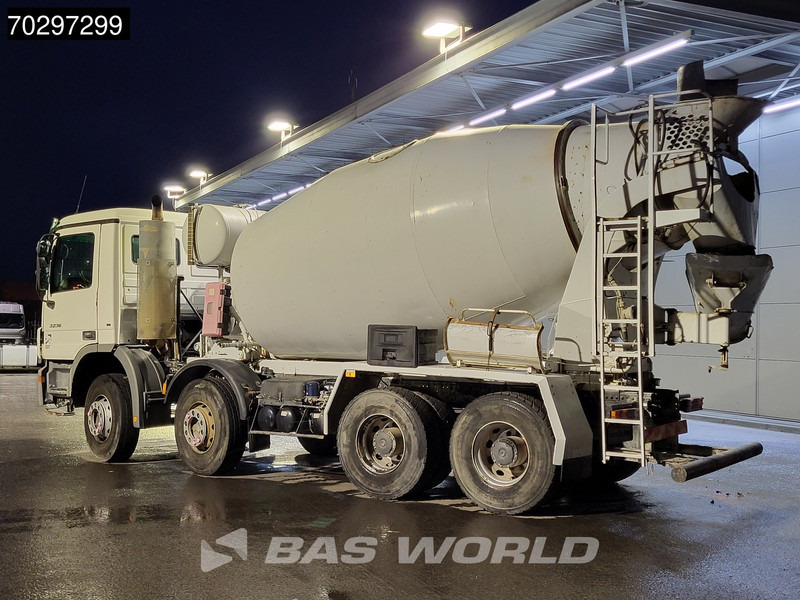 Mercedes-Benz Actros 3236 8X4 9m3 mixer Automatic Steelsuspension Euro 3 - Betongbil: bilde 2 Mercedes-Benz Actros 3236 8X4 9m3 mixer Automatic Steelsuspension Euro 3 - Betongbil: bilde 2