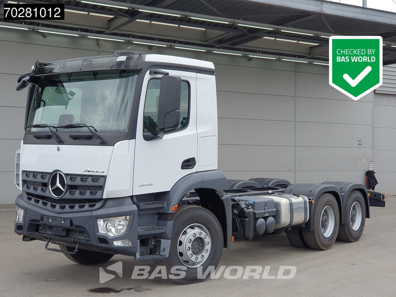 Mercedes-Benz Arocs 2636 6X4 NEW chassis Flange PTO Big-Axle Steelsuspension Euro 6 - Chassis lastebil: bilde 1 Mercedes-Benz Arocs 2636 6X4 NEW chassis Flange PTO Big-Axle Steelsuspension Euro 6 - Chassis lastebil: bilde 1
