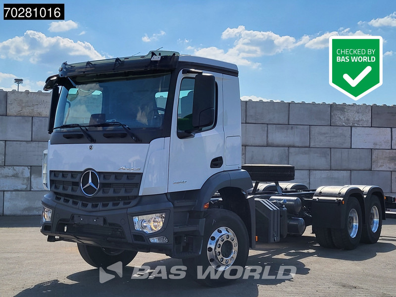 Mercedes-Benz Arocs 2640 6X4 NEW chassis Steel suspension Big-Axle Alcoa Automatic Euro 6 - Chassis lastebil: bilde 1 Mercedes-Benz Arocs 2640 6X4 NEW chassis Steel suspension Big-Axle Alcoa Automatic Euro 6 - Chassis lastebil: bilde 1