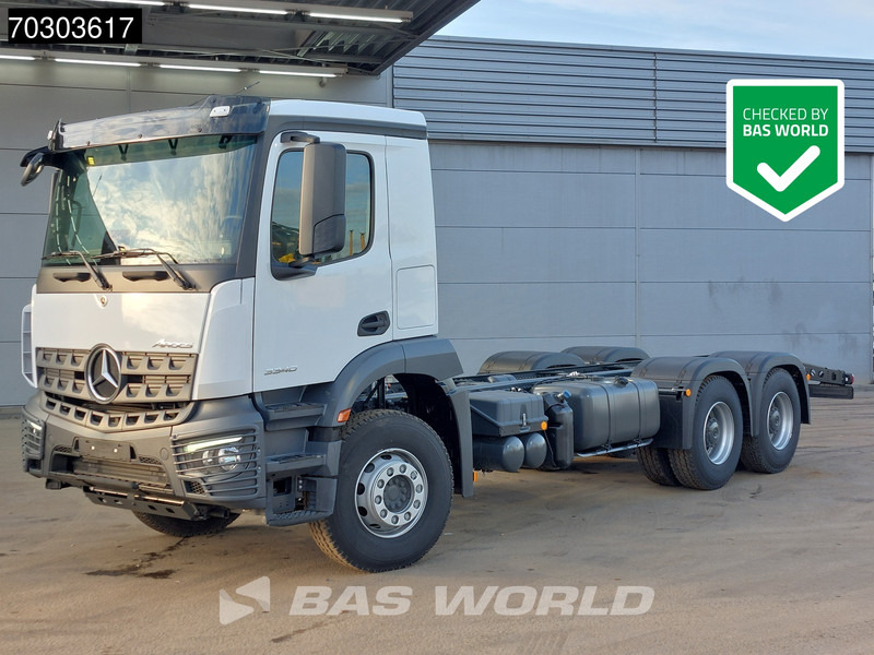 Mercedes-Benz Arocs 3340 6X4 NEW EURO 5 Chassis Steel Suspension Big-Axle Automatic - Chassis lastebil: bilde 1 Mercedes-Benz Arocs 3340 6X4 NEW EURO 5 Chassis Steel Suspension Big-Axle Automatic - Chassis lastebil: bilde 1