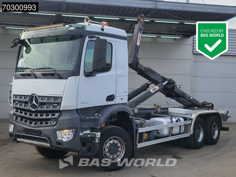 Mercedes-Benz Arocs 3342 6X4 HYVA 26-62-S Hooklift Big-Axle Automatic Euro 6 - Krokbil: bilde 1 Mercedes-Benz Arocs 3342 6X4 HYVA 26-62-S Hooklift Big-Axle Automatic Euro 6 - Krokbil: bilde 1