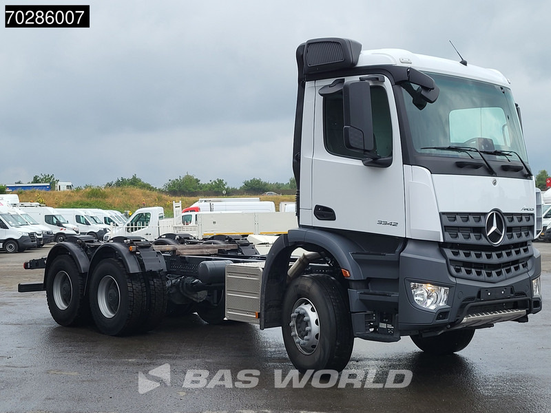 Mercedes-Benz Arocs 3342 6X4 NEW 6x4 chassis Big-Axle Automatic Steel suspension Euro 3 - Chassis lastebil: bilde 3 Mercedes-Benz Arocs 3342 6X4 NEW 6x4 chassis Big-Axle Automatic Steel suspension Euro 3 - Chassis lastebil: bilde 3