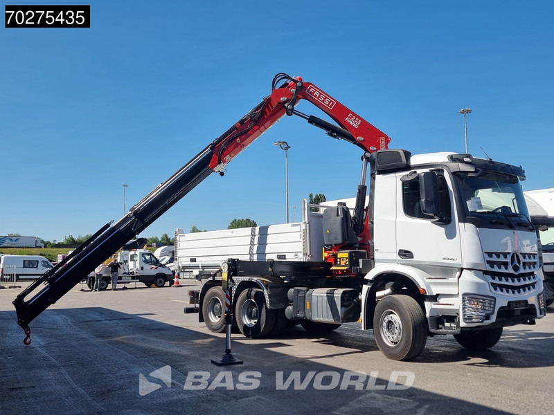 Mercedes-Benz Arocs 3348 6X4 Fassi F255A2.24 Kran Crane 9m3 3-Sided Tipper Big-Axle Euro 6 - Tippbil, Kranbil: bilde 5 Mercedes-Benz Arocs 3348 6X4 Fassi F255A2.24 Kran Crane 9m3 3-Sided Tipper Big-Axle Euro 6 - Tippbil, Kranbil: bilde 5