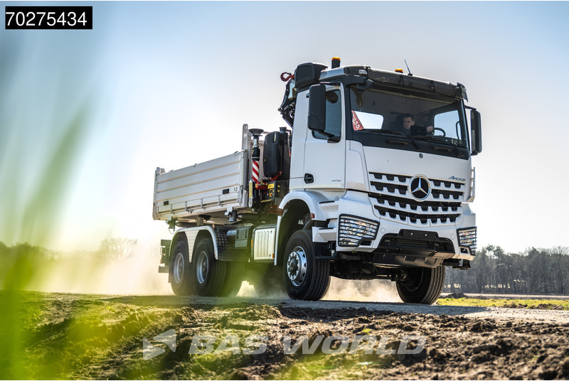 Mercedes-Benz Arocs 3348 6X6 Fassi F255A.2.24 xe-dynamic Kran Dreiseitenkipper Navi Euro 6 - Tippbil, Kranbil: bilde 5 Mercedes-Benz Arocs 3348 6X6 Fassi F255A.2.24 xe-dynamic Kran Dreiseitenkipper Navi Euro 6 - Tippbil, Kranbil: bilde 5