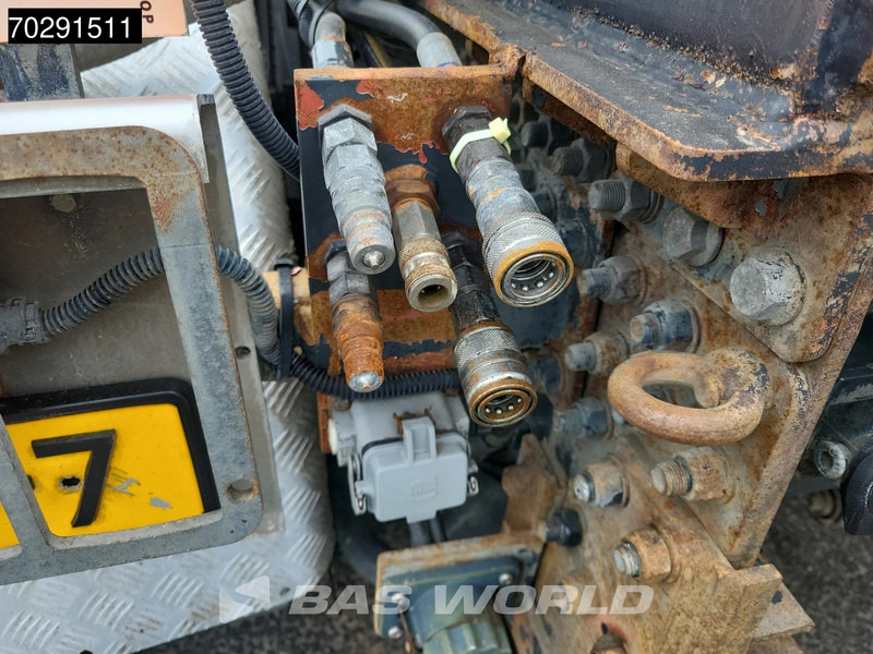 Leie Mercedes-Benz Arocs 4145 8X4 NL-Truck HMF RCL 5300 Crane Hyva 26-51-S Hooklift Steelsuspension Big-Axle Automatic Euro 6 Mercedes-Benz Arocs 4145 8X4 NL-Truck HMF RCL 5300 Crane Hyva 26-51-S Hooklift Steelsuspension Big-Axle Automatic Euro 6: bilde 19 Leie Mercedes-Benz Arocs 4145 8X4 NL-Truck HMF RCL 5300 Crane Hyva 26-51-S Hooklift Steelsuspension Big-Axle Automatic Euro 6 Mercedes-Benz Arocs 4145 8X4 NL-Truck HMF RCL 5300 Crane Hyva 26-51-S Hooklift Steelsuspension Big-Axle Automatic Euro 6: bilde 19