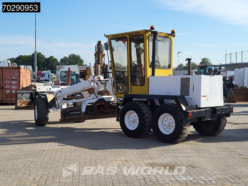 O & K F106 ENGINE PROBLEMS - NOT DRIVABLE - Grader: bilde 2 O & K F106 ENGINE PROBLEMS - NOT DRIVABLE - Grader: bilde 2