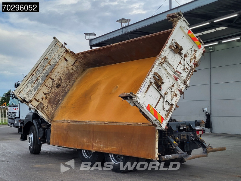 Renault Kerax 370 6X4 Palfinger PK15500 Crane Kran 2-side Tipper Retarder Manual Euro 4 - Tippbil, Kranbil: bilde 2 Renault Kerax 370 6X4 Palfinger PK15500 Crane Kran 2-side Tipper Retarder Manual Euro 4 - Tippbil, Kranbil: bilde 2