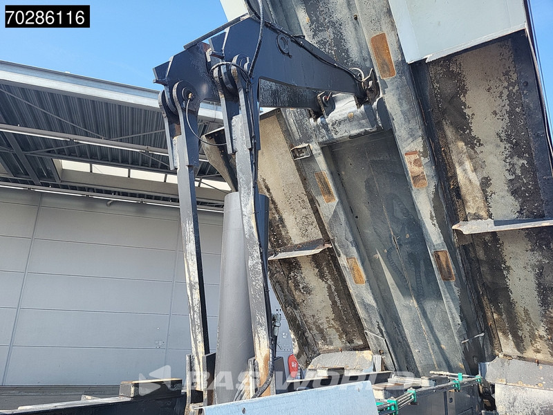 Renault Kerax 430 8X4 16m3 tipper Retarder Big-Axle steel suspension automatic Euro 5 - Tippbil: bilde 5 Renault Kerax 430 8X4 16m3 tipper Retarder Big-Axle steel suspension automatic Euro 5 - Tippbil: bilde 5