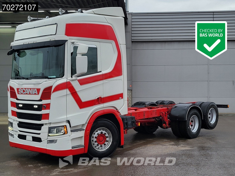Scania R500 6X2 Chassis Retarder ACC Navi Liftachse Automatic Euro 6 - Chassis lastebil: bilde 1 Scania R500 6X2 Chassis Retarder ACC Navi Liftachse Automatic Euro 6 - Chassis lastebil: bilde 1