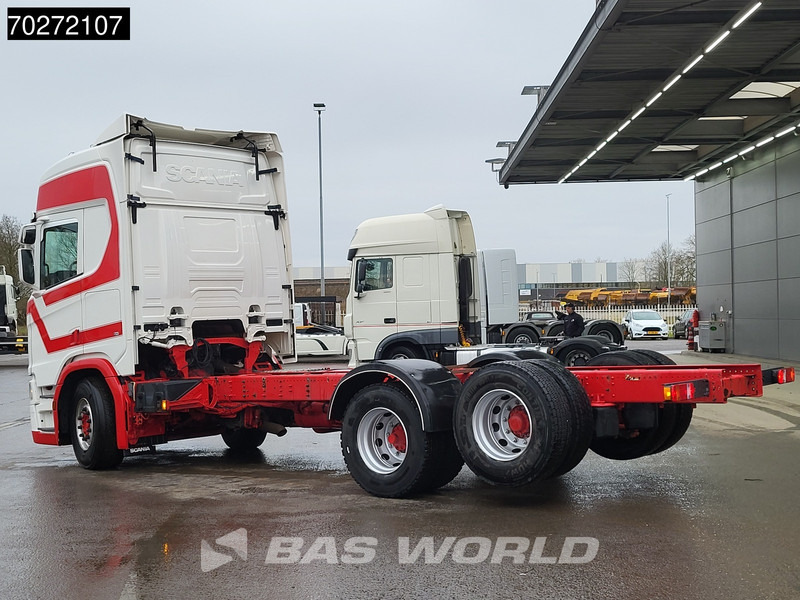 Scania R500 6X2 Chassis Retarder ACC Navi Liftachse Automatic Euro 6 - Chassis lastebil: bilde 2 Scania R500 6X2 Chassis Retarder ACC Navi Liftachse Automatic Euro 6 - Chassis lastebil: bilde 2