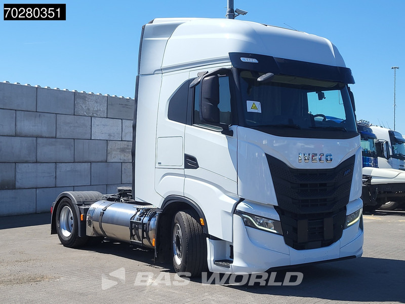 Iveco S-Way 460 4X2 LNG Retarder 2x Tanks Standklima LED Navi - Trekkvogn: bilde 3 Iveco S-Way 460 4X2 LNG Retarder 2x Tanks Standklima LED Navi - Trekkvogn: bilde 3