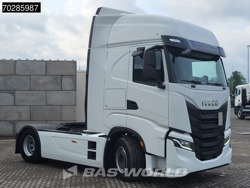Iveco S-Way 490 4X2 Retarder Standklima 2xTanks Navi - Trekkvogn: bilde 3 Iveco S-Way 490 4X2 Retarder Standklima 2xTanks Navi - Trekkvogn: bilde 3